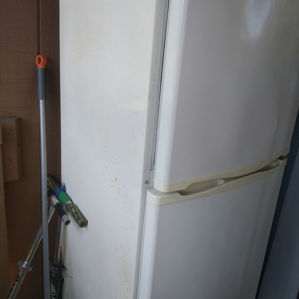 Refrigerator - Picture 2 of 4